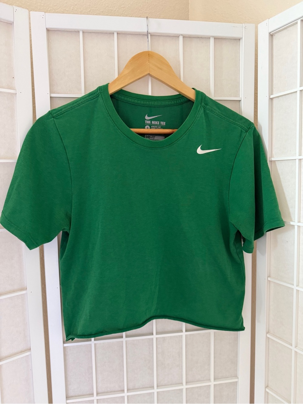 Nike Green Cropped Tee T-Shirt Small